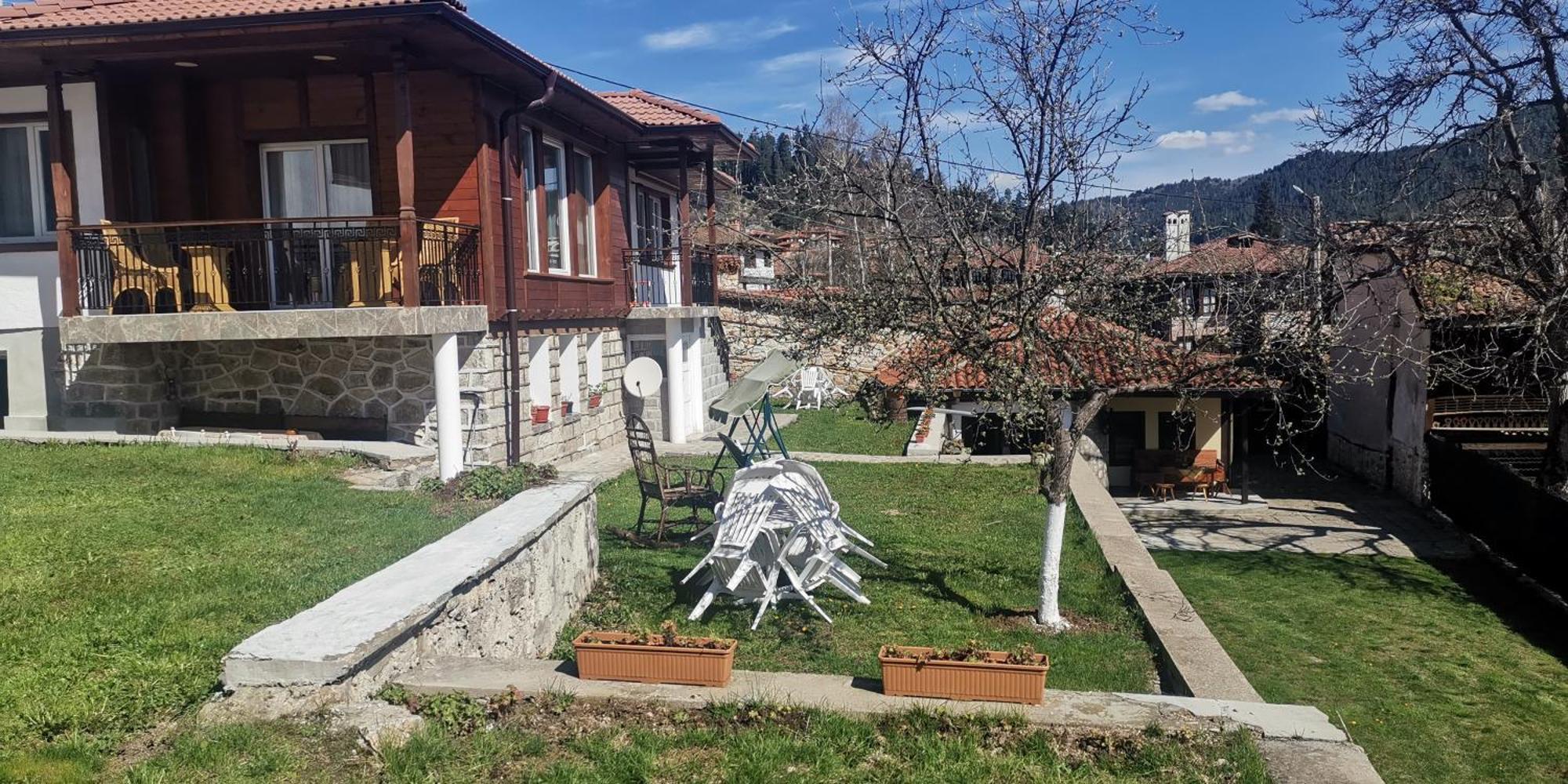 Апартамент При Рени Kopriwschtiza Exterior foto