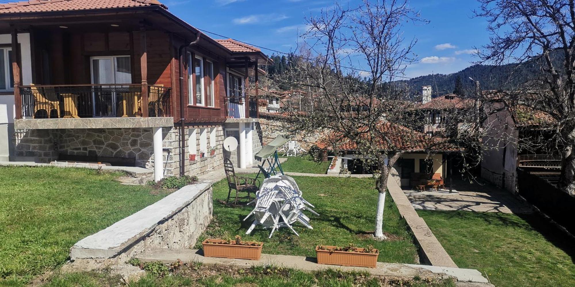 Апартамент При Рени Kopriwschtiza Exterior foto